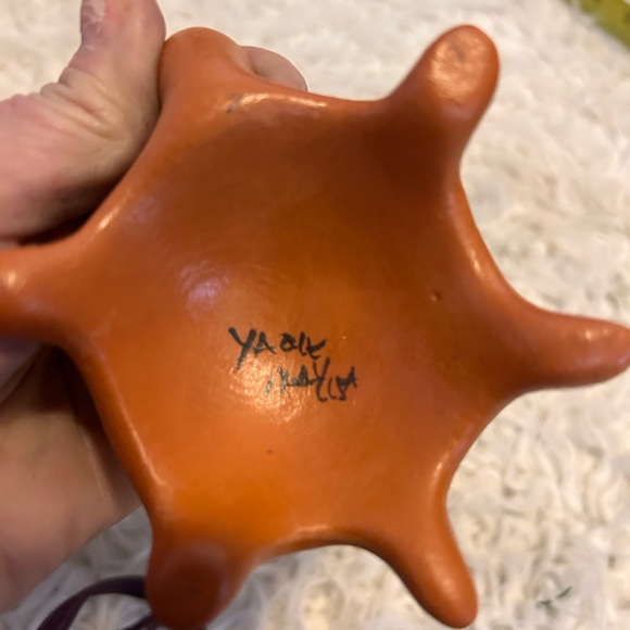 MESA VERDE Pottery Native American NAVAJO Mini Vase turtle Signed - Picture 16 of 16